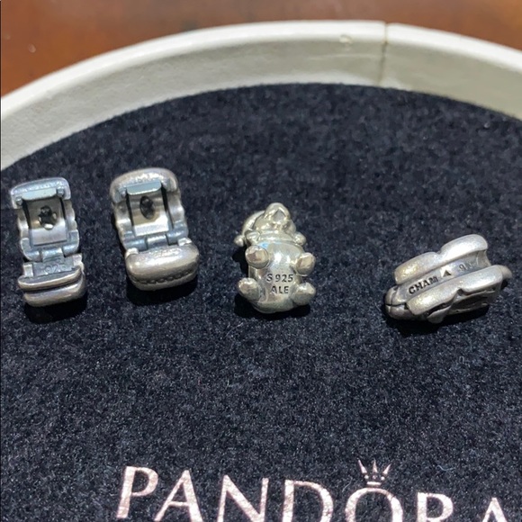 Bundle of Pandora charms - Picture 2 of 2